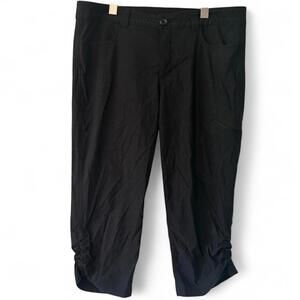 Eddie Baur Black capri pants- size 12